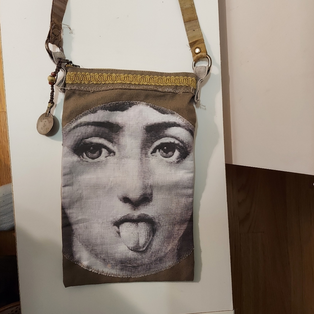 Crossbody bag